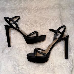 Badgely Mischka Heels.